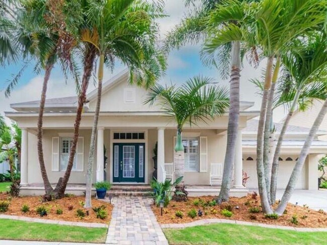 Building Photo - 6 Bedroom Single Family Home in Apollo Beach