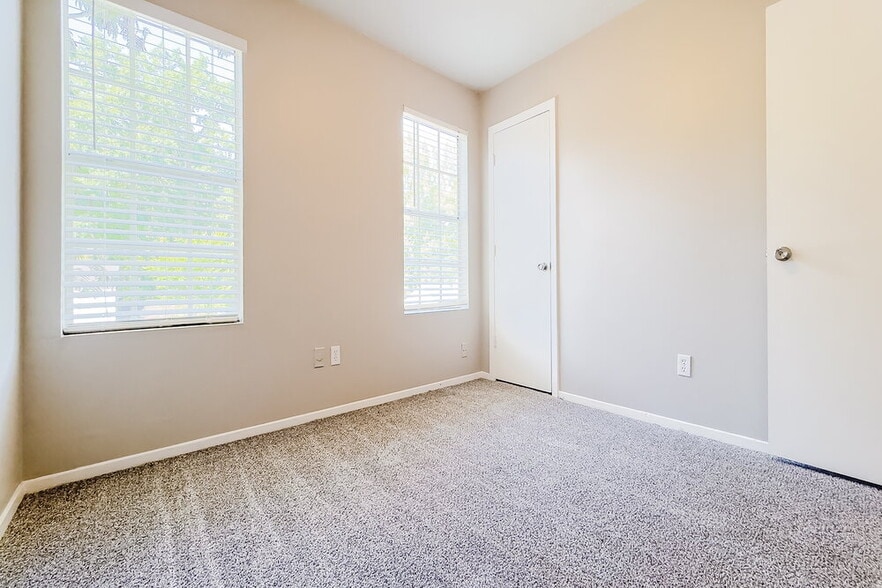 Building Photo - 4952 Millstone Walk