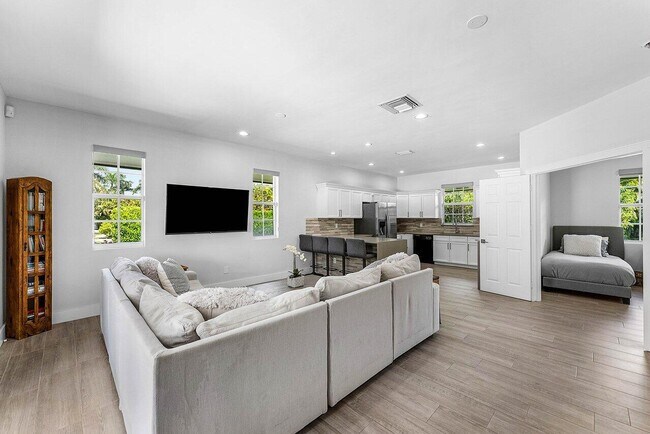 Building Photo - 14559 Drafthorse Ln
