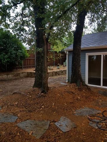 Building Photo - 1702 Acorn Dr