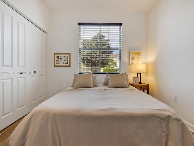 Building Photo - 2349 NW 122nd Ter