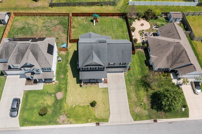 Building Photo - 509 Romper Rd