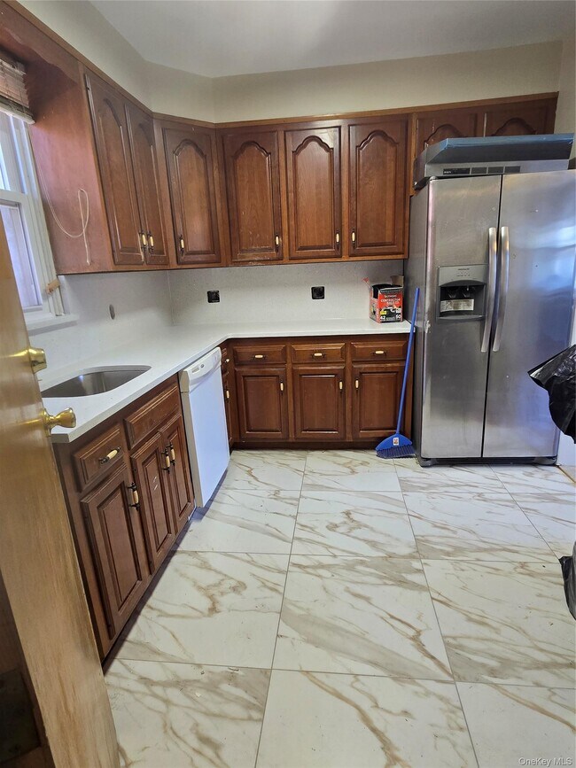 Building Photo - 42-53 157th St