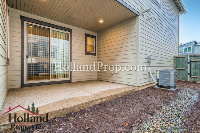 Building Photo - Brand-New Luxury Living Near Butternut Creek Park!
