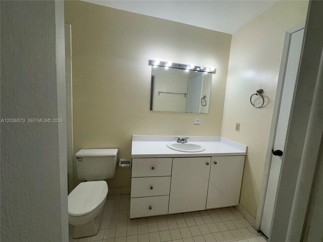 Building Photo - 8999 SW 123rd Ct