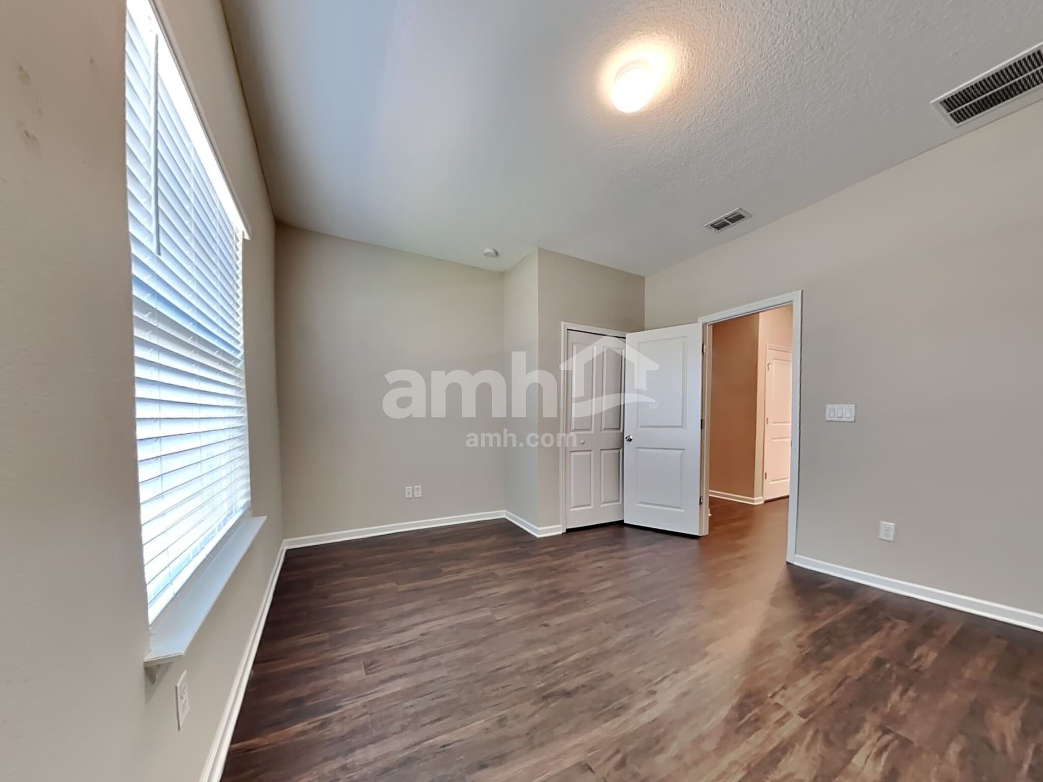 Building Photo - 172 Hemlock Point