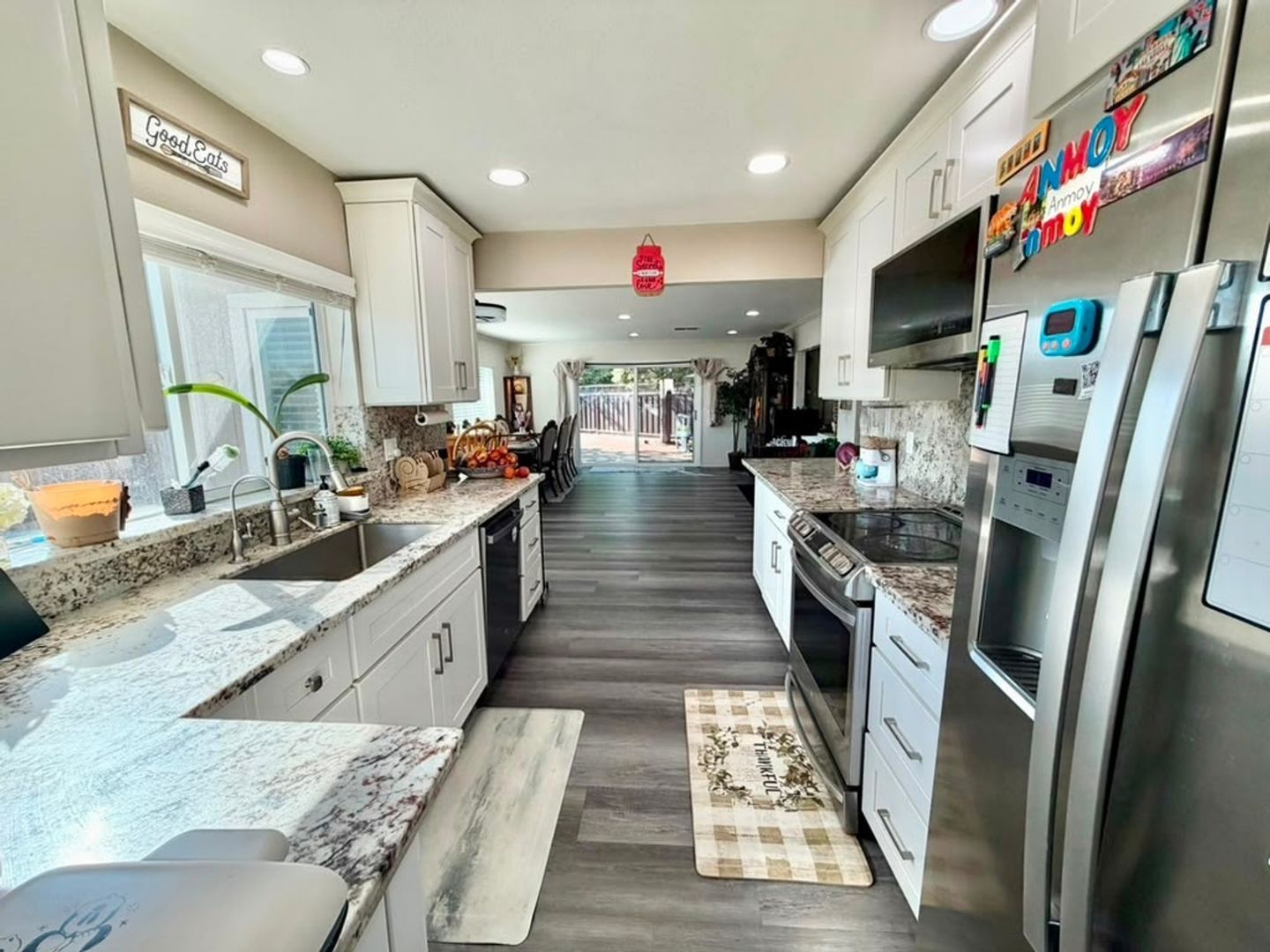 Building Photo - 7293 Valley Trl Dr