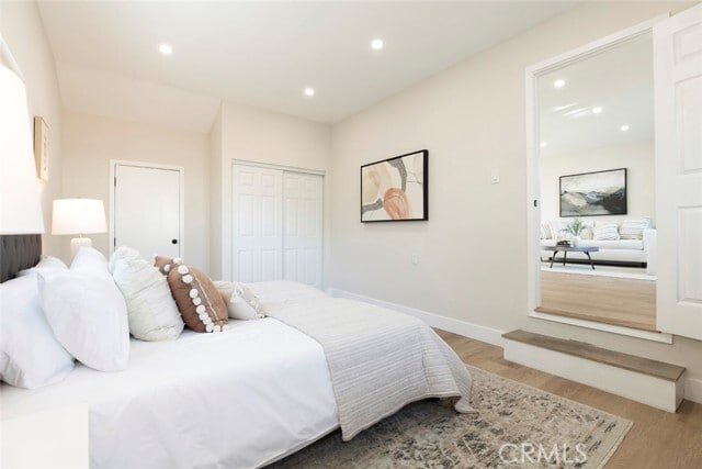 Building Photo - 8881 Morehart Ave