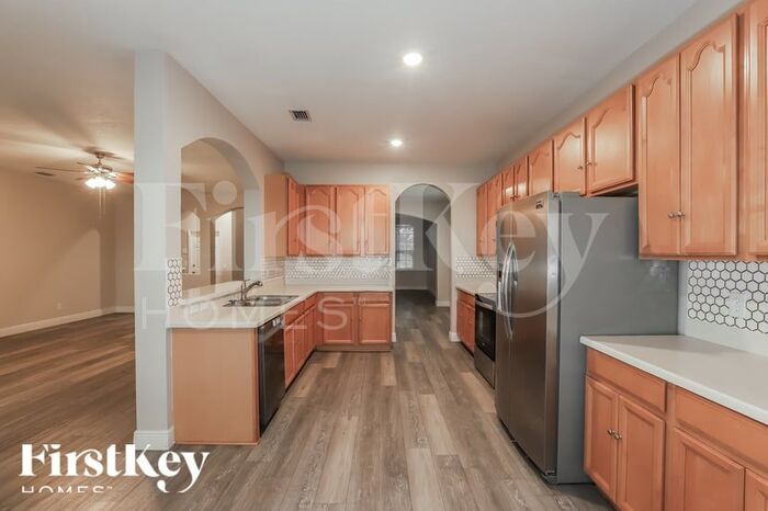 Building Photo - 8109 Orange Spring Dr