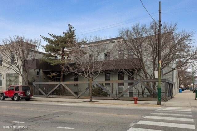 Primary Photo - 606 W 18th St