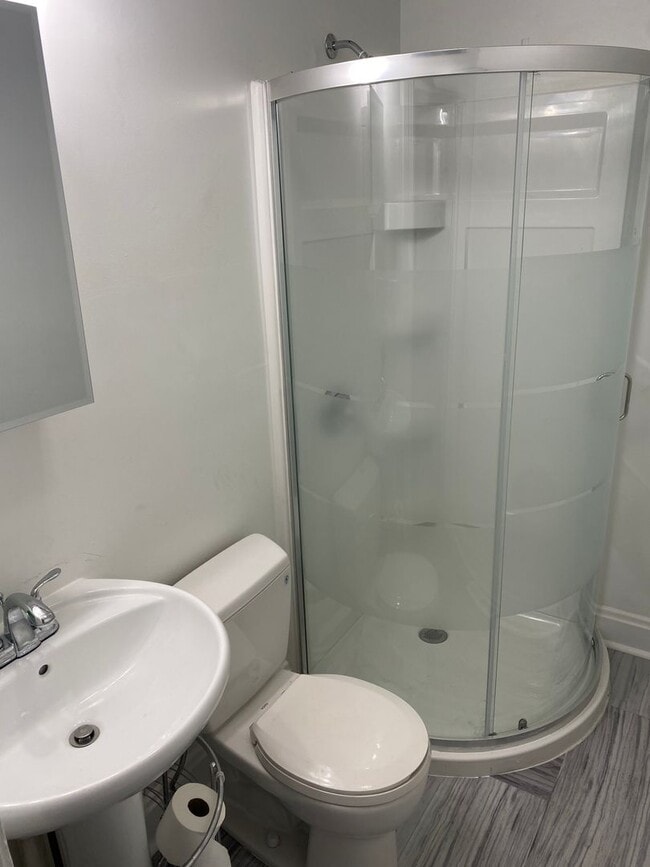 Building Photo - 914 S 2nd St