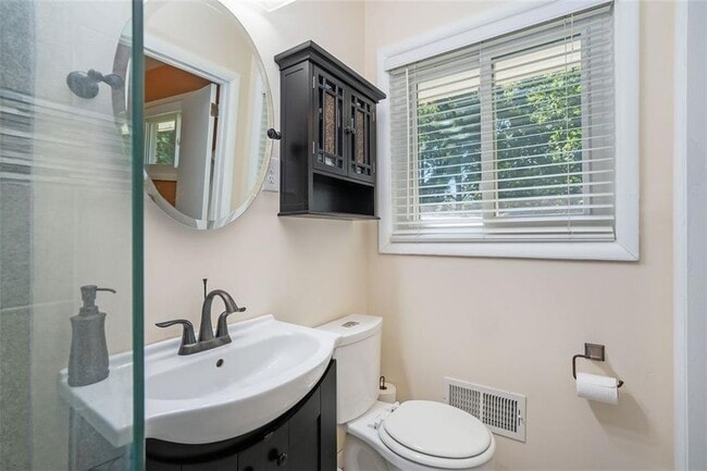 Building Photo - 1220 Blueberry Trail