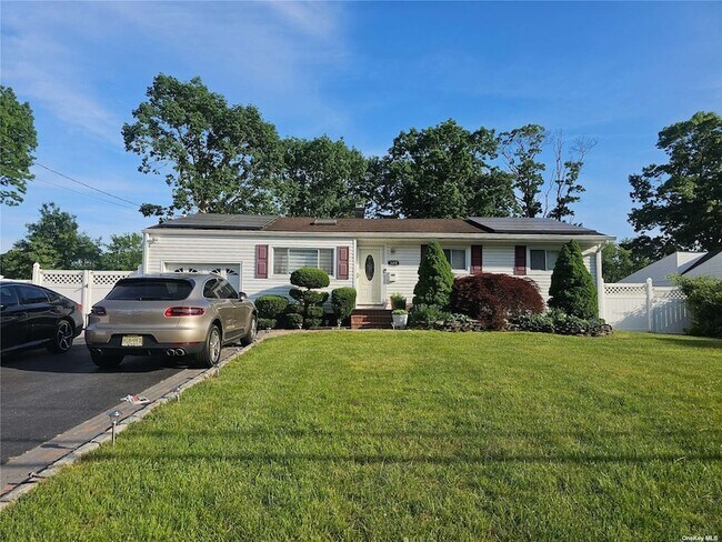 Building Photo - 320 Delaware Avenue