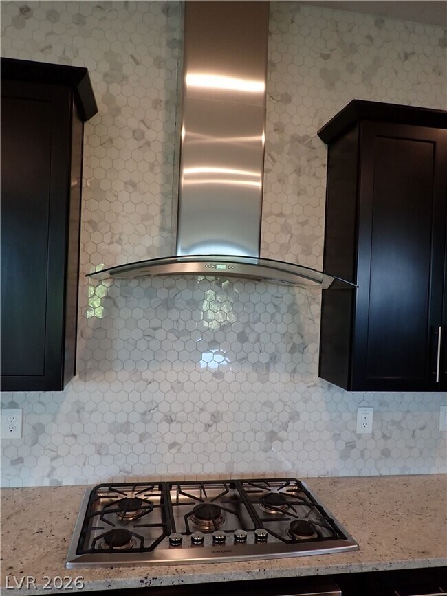 Building Photo - 10226 Jade Gardens Dr