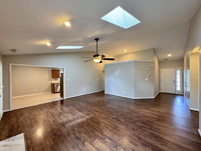 Building Photo - Gorgeous Ranch Style Home in Garner!