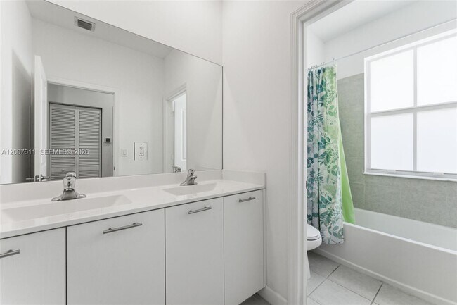 Building Photo - 2284 NW 130th St