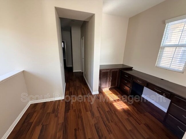 Building Photo - 31875 Domenoe Way