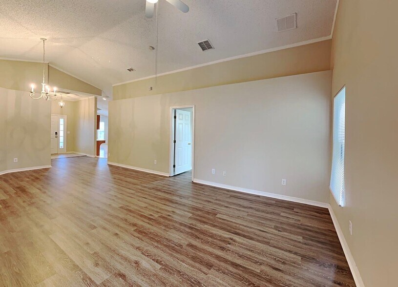 Building Photo - 269 Delancey Dr