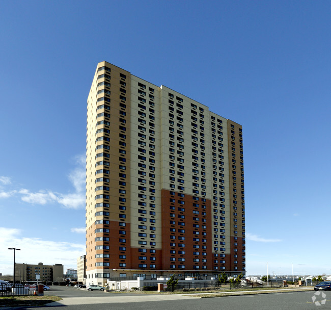 Building Photo - Asbury Tower