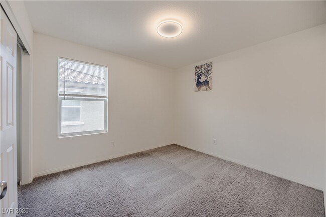 Building Photo - 5927 Coja St