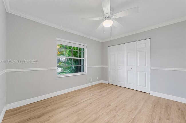 Building Photo - 2587 Jardin Ct