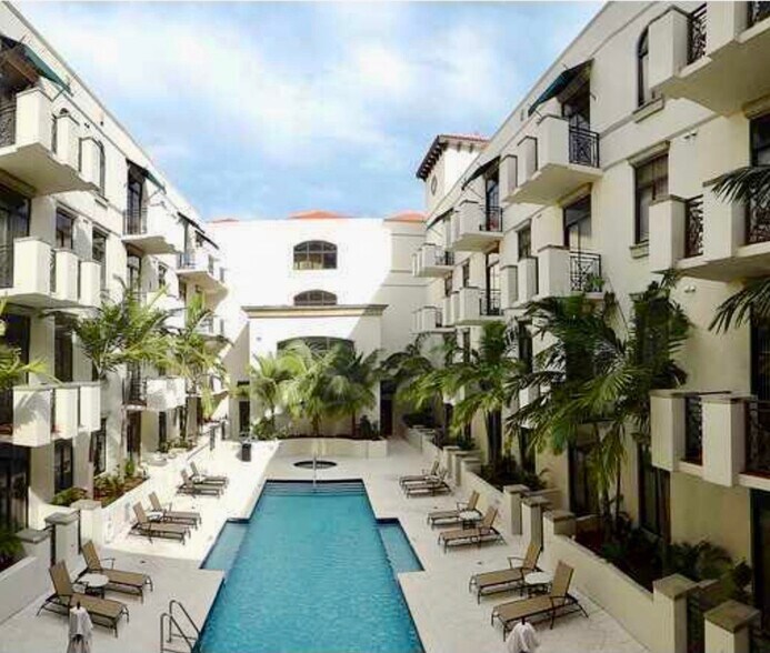 Building Photo - 1805 Ponce de Leon Blvd