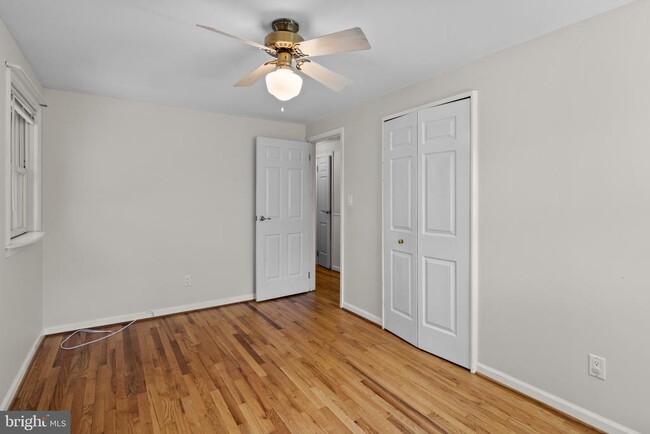 Building Photo - 328 Edgemere Dr