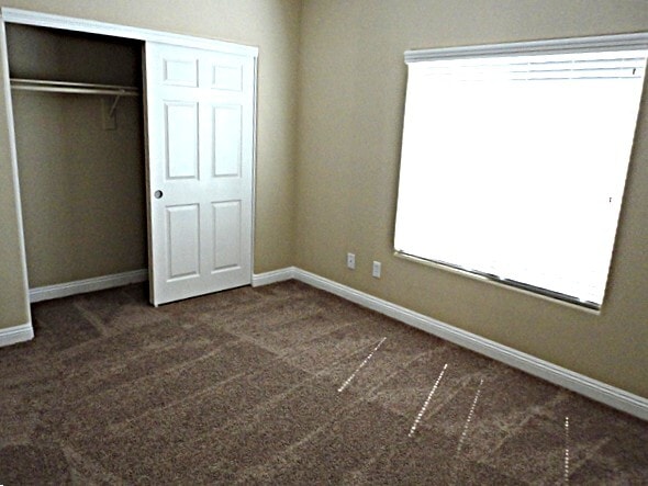 Building Photo - 2884 Gables Vale Ct