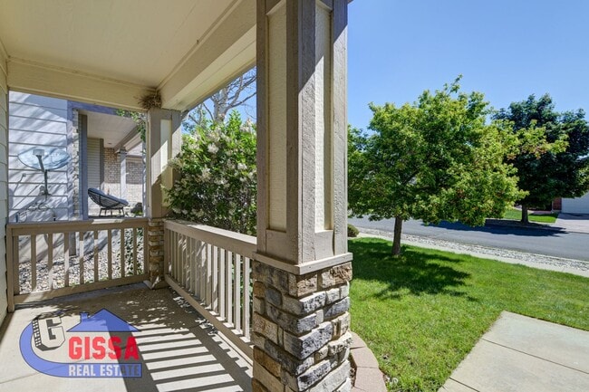 Building Photo - Beautiful home with views of Pikes Peak!