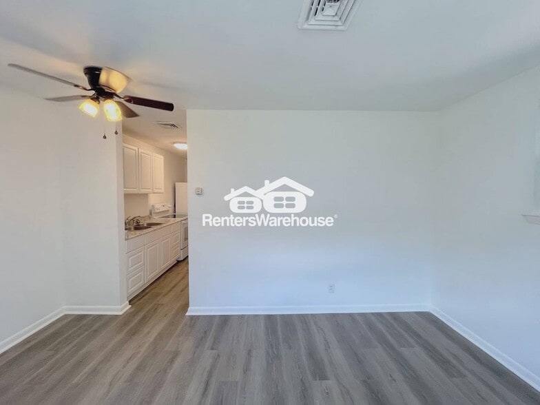 Building Photo - 138 Dupre Ave