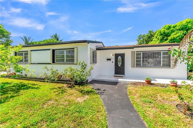 Building Photo - Northwest 196th Street, Miami, FL 33169 - 4 BR 2 BA house