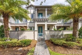 Building Photo - 13813 Benavente Ave