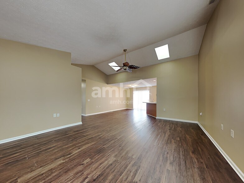 Building Photo - 3725 Waterbridge Ln