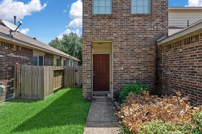 Building Photo - 12230 Turchin Dr