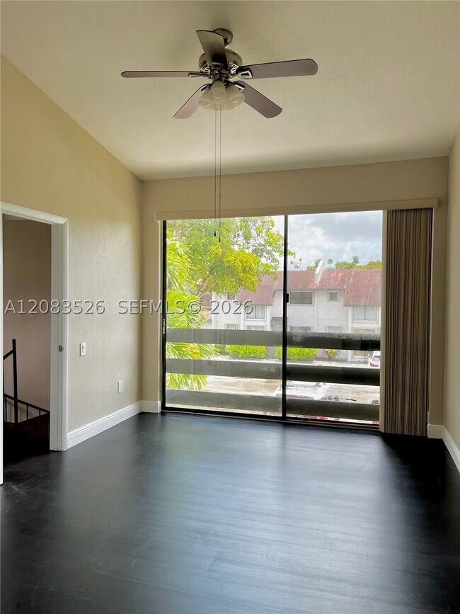 Building Photo - 7015 SW 111th Pl