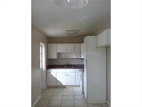 Building Photo - 4401 Marilyn Ave