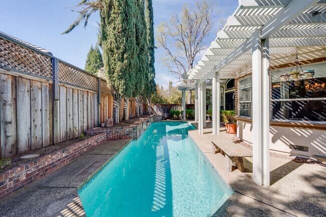 Building Photo - Luxury Custom Home in Folsom with Pool, 3-Car Garage & 4,300+ Sq Ft!