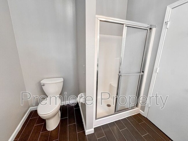 Building Photo - 15350 Riley St