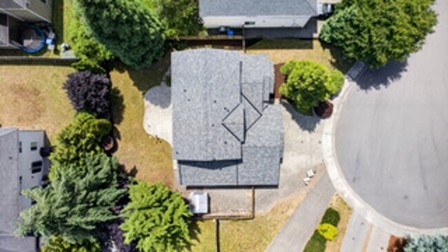 Building Photo - Spacious 4bd - 2.5ba Bonney Lake Home on Quiet Cul-de-Sac