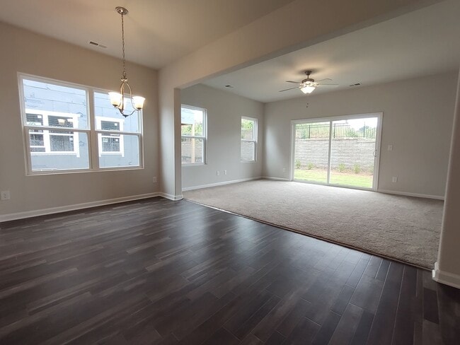 Building Photo - BRAND-NEW Townhome Located in Sanford- Minutes from Shopping, Dining, and Community Parks! Wont l...
