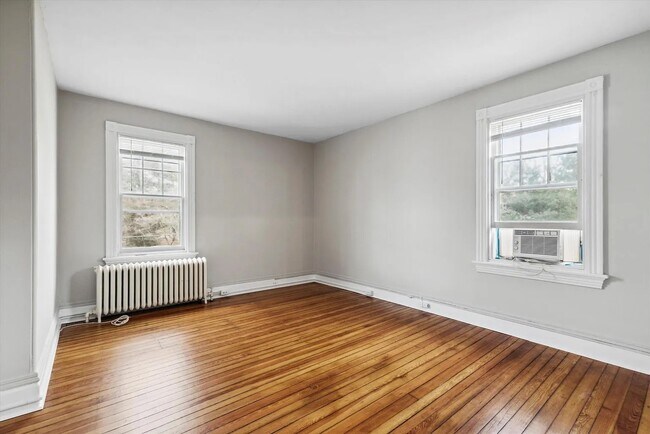Bedroom 2 - 45 S Wyoming Ave