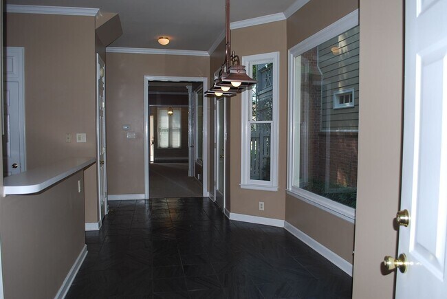 Building Photo - EXECUTIVE LIVING AT HARBOR TOWN
