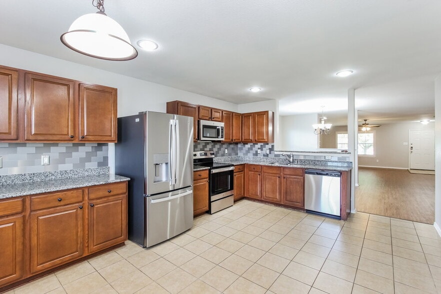 Building Photo - 314 Coneflower Dr