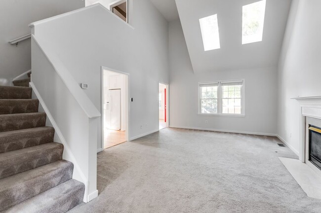 Building Photo - 5317 Linsey Lakes Dr