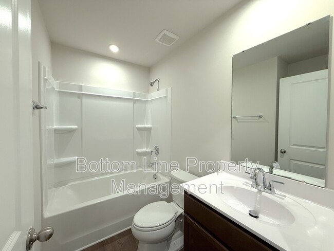 Building Photo - 7133 Capstan Ter