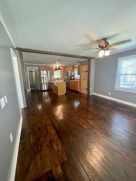 Building Photo - 112 Polk St