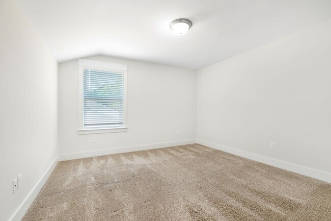 Building Photo - Nolensville home in the highly sought-afte...