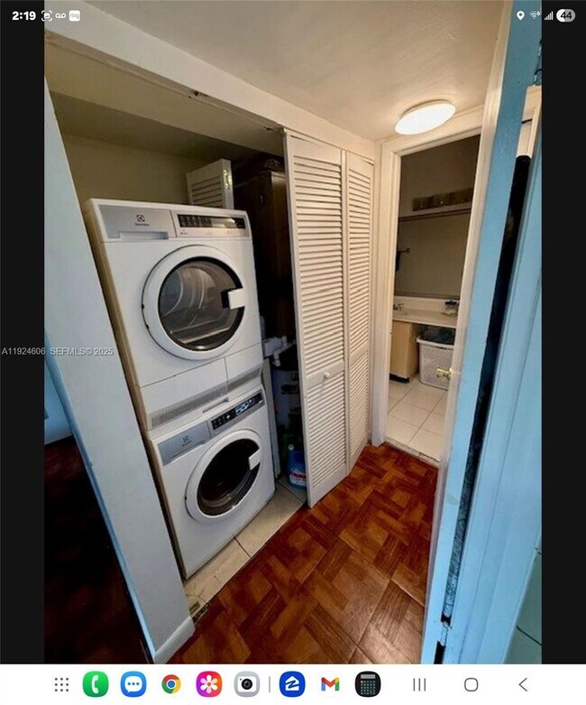 Building Photo - 13791 SW 66th St