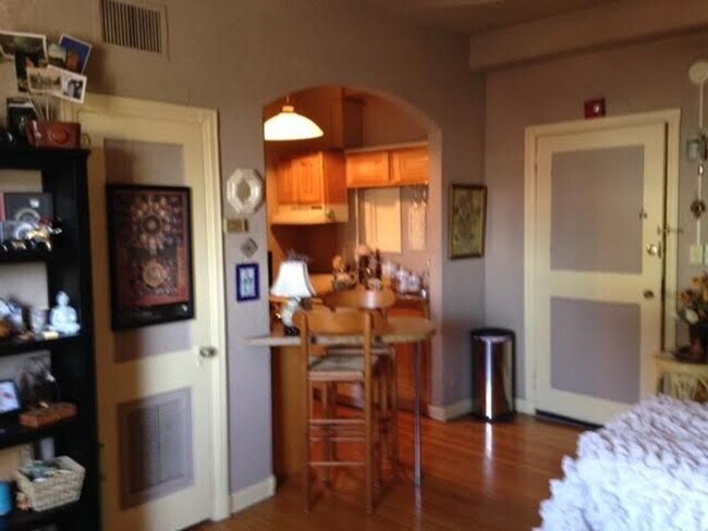 Interior Photo - BERKLEY APARTMENTS