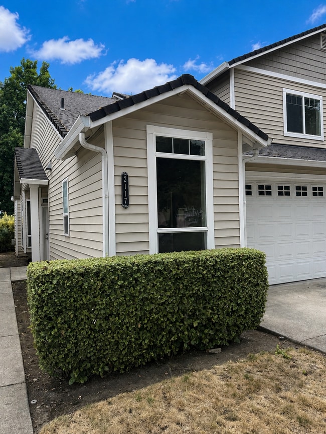 Building Photo - 2117 NE 81st Ave